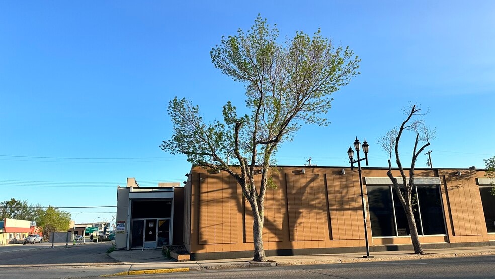 95 3 Ave E, Drumheller, AB for lease - Building Photo - Image 1 of 1