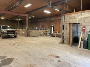 460 W University Ave, Laramie, WY for sale Interior Photo- Image 2 of 11