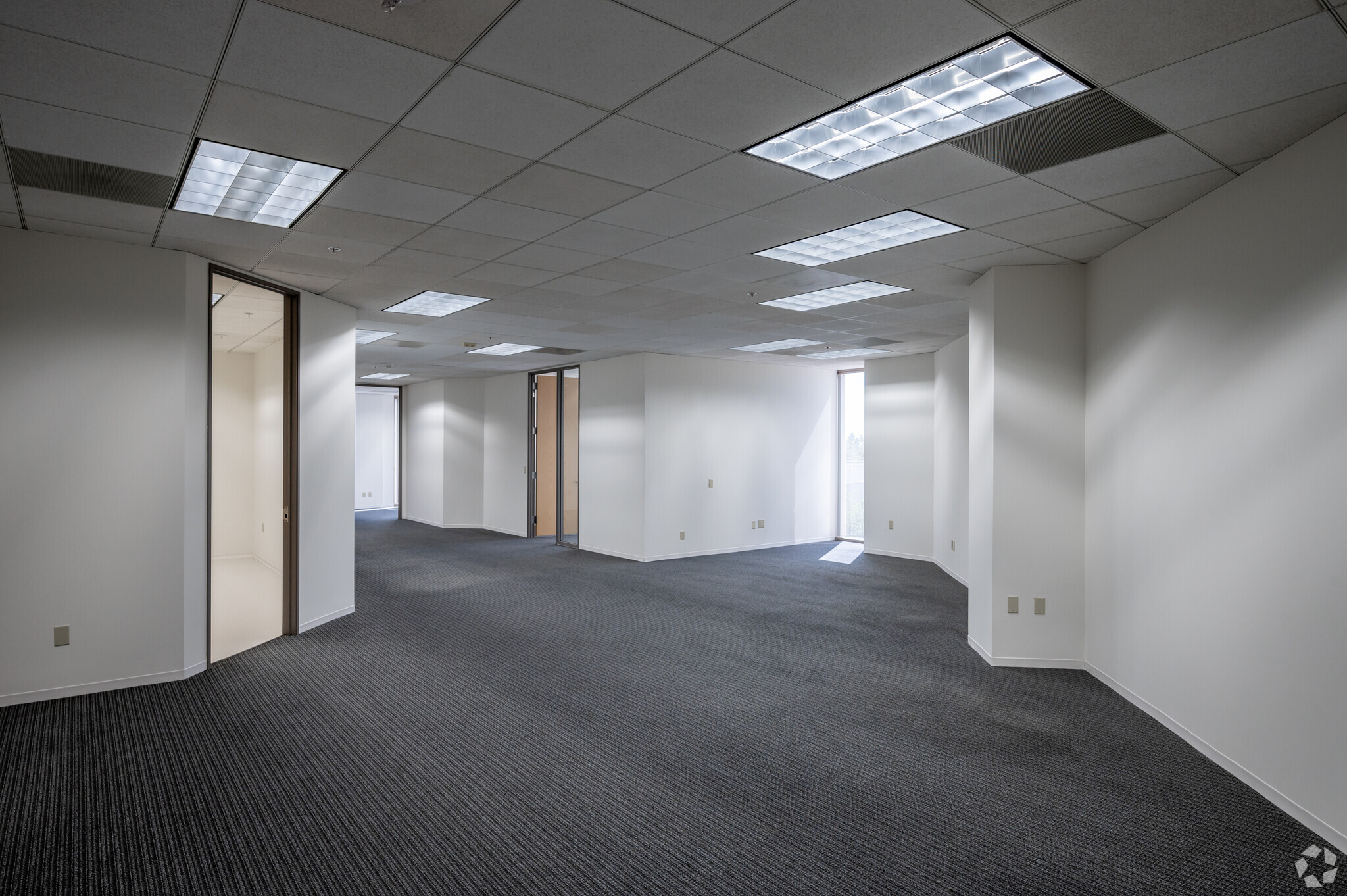 1551 N Tustin Ave, Santa Ana, CA for lease Interior Photo- Image 1 of 5