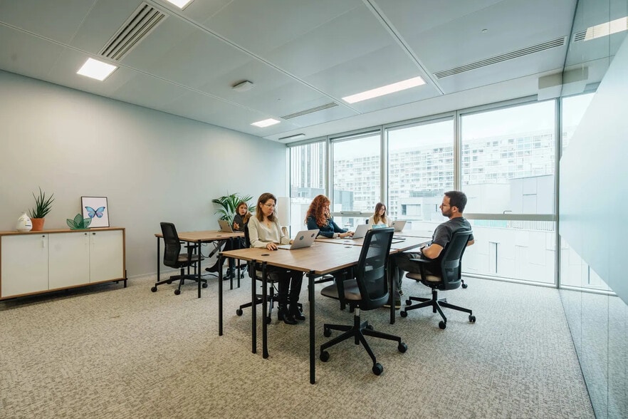 82 Avenue Du Maine, Paris for lease - Building Photo - Image 2 of 33