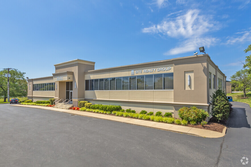 2141 Industrial Pky, Silver Spring, MD for lease - Building Photo - Image 2 of 9