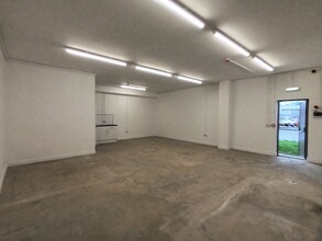 85 Bogmoor Rd, Glasgow for lease Interior Photo- Image 2 of 6