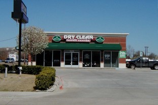 Retail/Dry Cleaner - Drive Through Restaurant