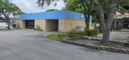 406 Lucerne Ave, Lake Worth Beach, FL for lease Building Photo- Image 2 of 18