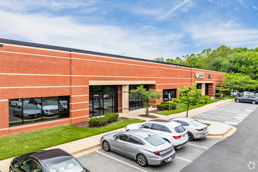 20401-20413 Seneca Meadows Pky, Germantown, MD for lease - Building Photo - Image 2 of 5