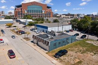 More details for 823 Chadwick St, Indianapolis, IN - Retail for Sale