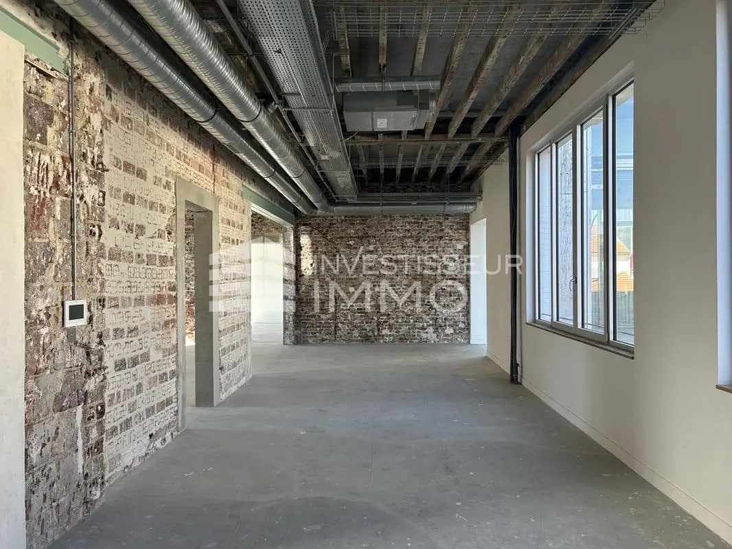 Office in Malakoff for lease Interior Photo- Image 1 of 6