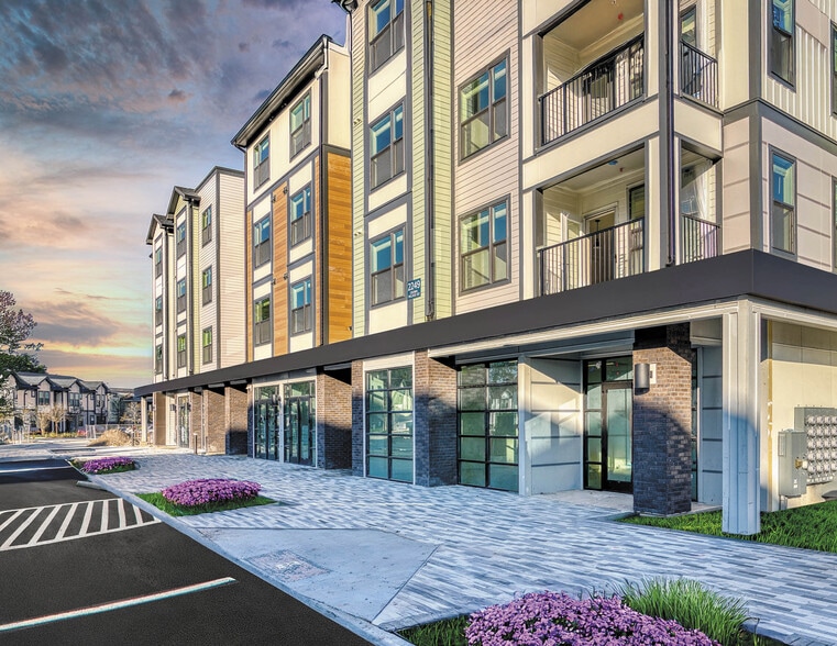 2285 Crown Vlg Rd, Ocoee, FL for lease - Primary Photo - Image 1 of 7