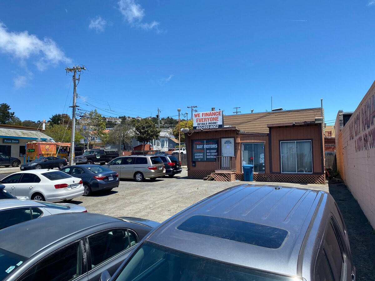 7001 Mission St, Daly City, CA 94014