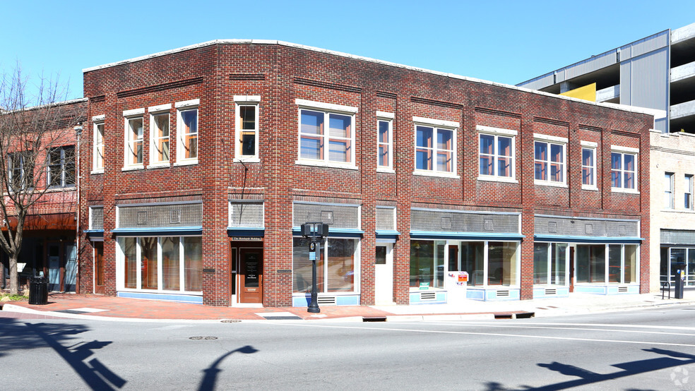 401 N Mangum St, Durham, NC for lease - Building Photo - Image 1 of 26