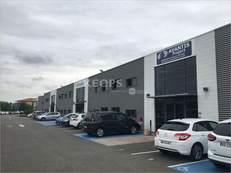 Flex in Toulouse for lease - Building Photo - Image 1 of 1