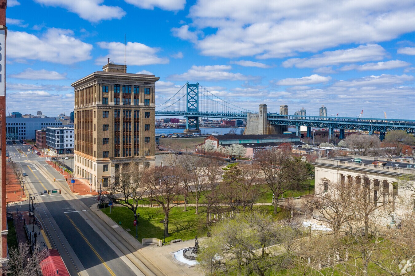 201 N Front St, Camden, NJ 08102