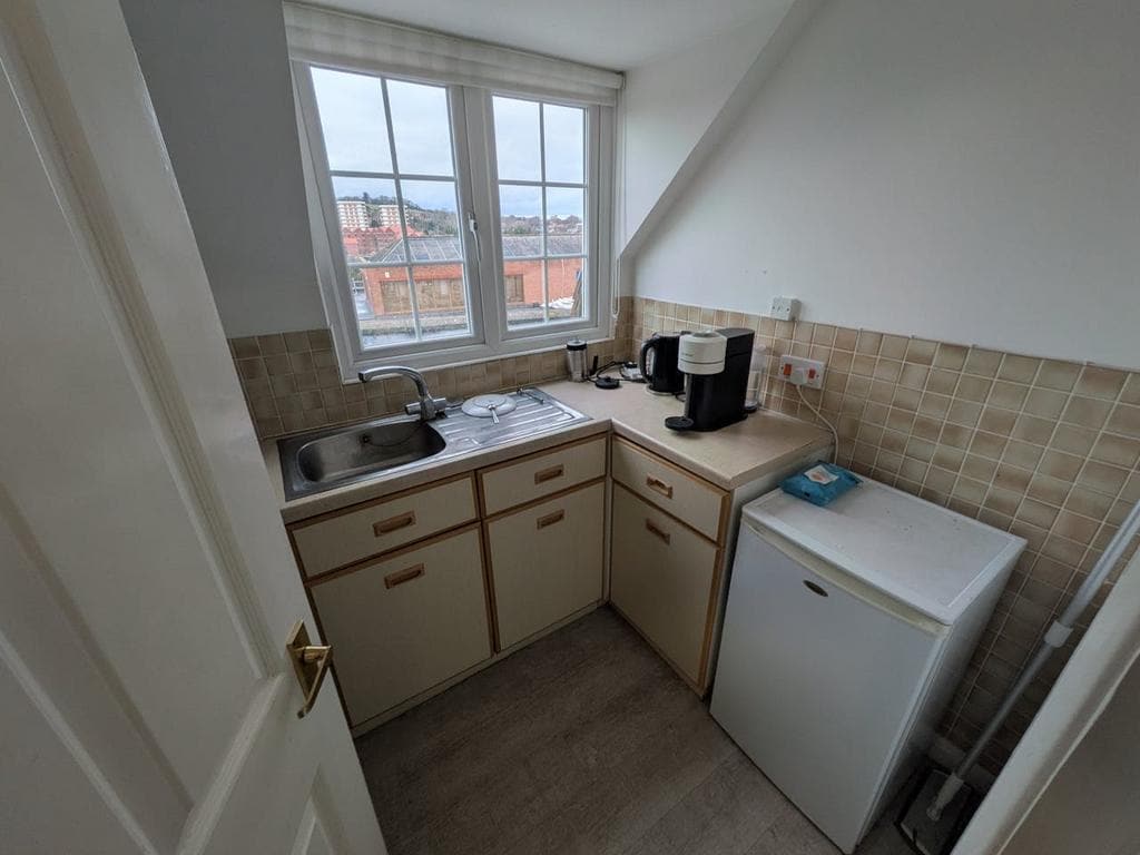 1-3 Chapel St, Guildford, SRY GU1 3UH - Unit 1 -  - Interior Photo - Image 2 of 8