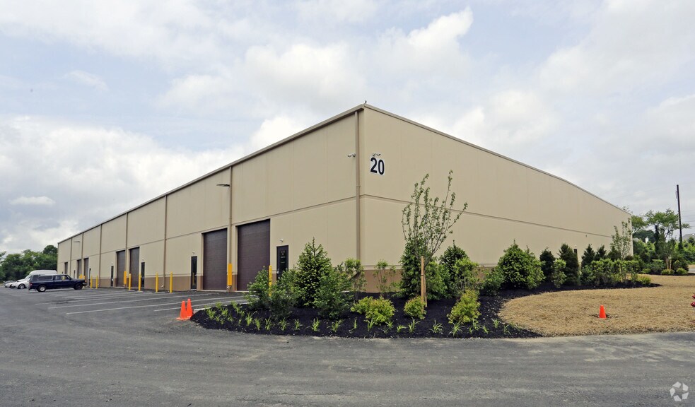 20 Haypress Rd, Cranbury, NJ 08512