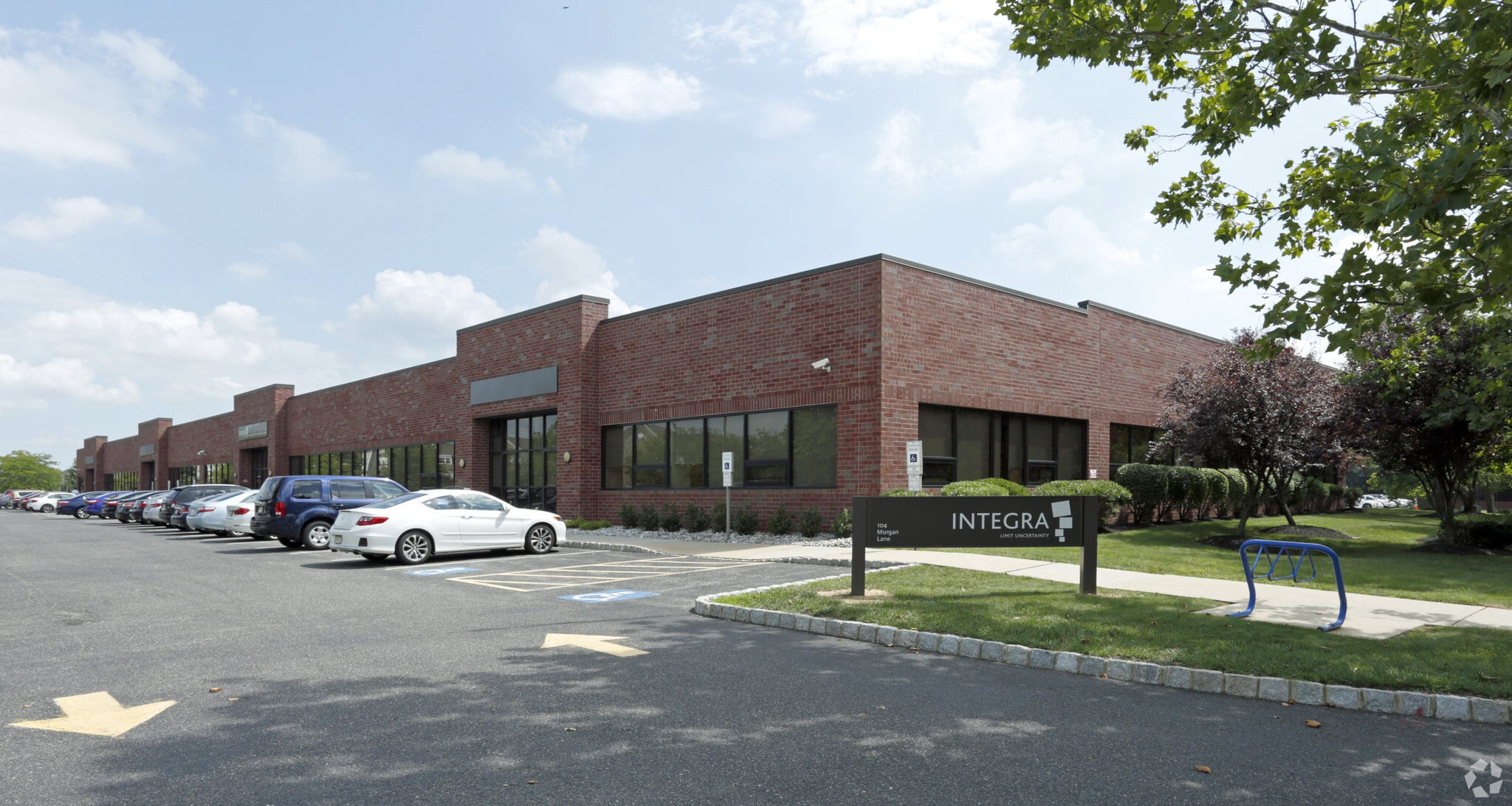 104 Morgan Ln, Plainsboro, NJ for sale Primary Photo- Image 1 of 7