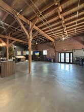 3715 E 7th Ave, Tampa, FL for lease Interior Photo- Image 2 of 11