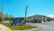 Motel 6 Blue Springs - Motel