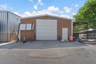 330 Elco Ln, China Spring, TX for lease Interior Photo- Image 1 of 2