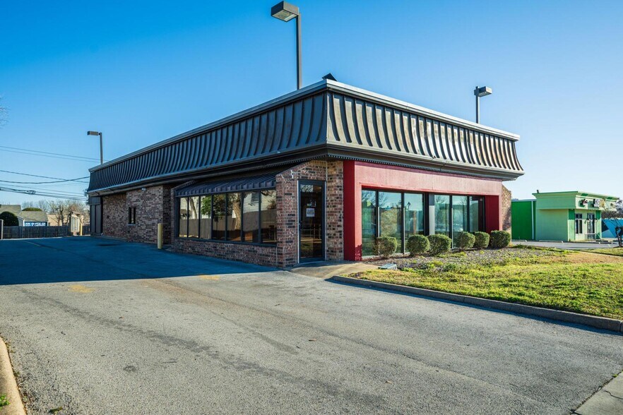 409 W Abram St, Arlington, TX for sale - Building Photo - Image 1 of 1