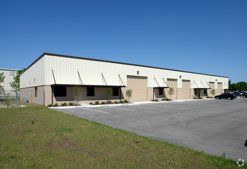 2578 Clark St, Apopka, FL for lease - Primary Photo - Image 1 of 7