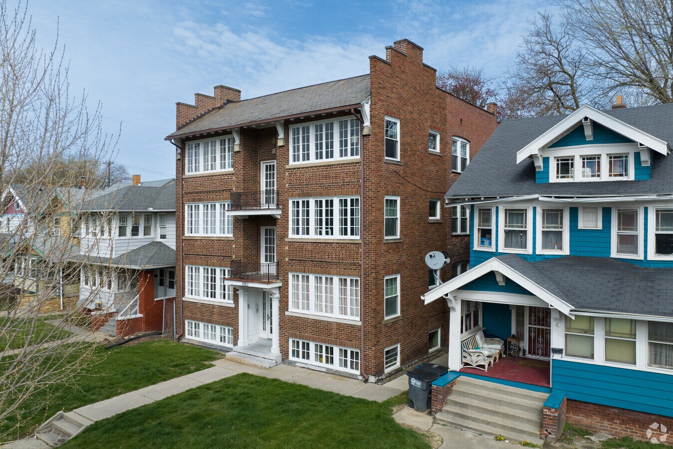 2552 Collingwood Blvd, Toledo, OH 43610