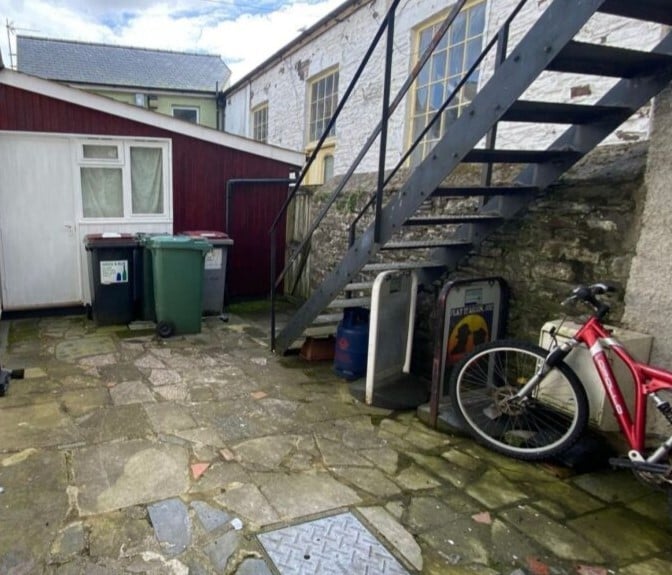 26 Eastgate, Aberystwyth for lease - Building Photo - Image 2 of 2