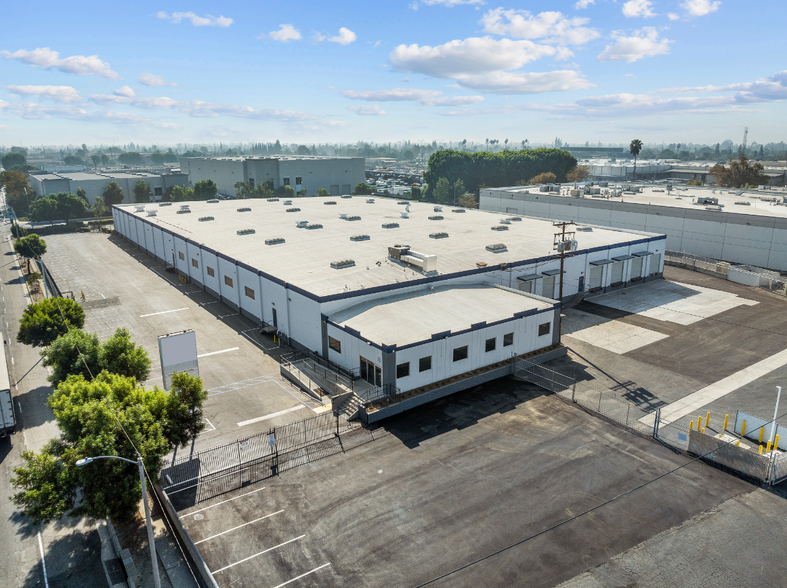 8640 Slauson Ave, Pico Rivera, CA for lease - Building Photo - Image 1 of 13