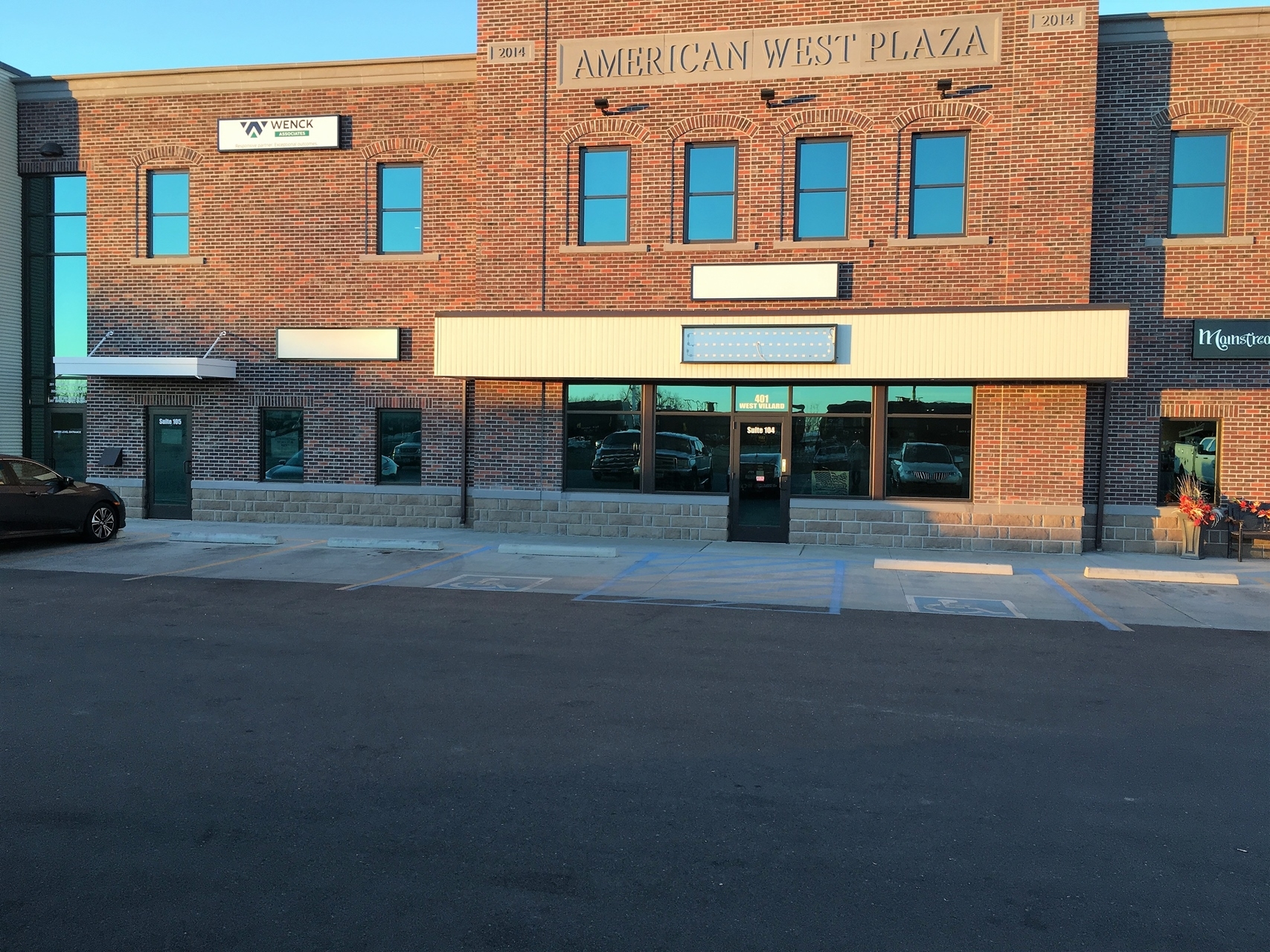 401 W Villard St, Dickinson, ND for lease Primary Photo- Image 1 of 15