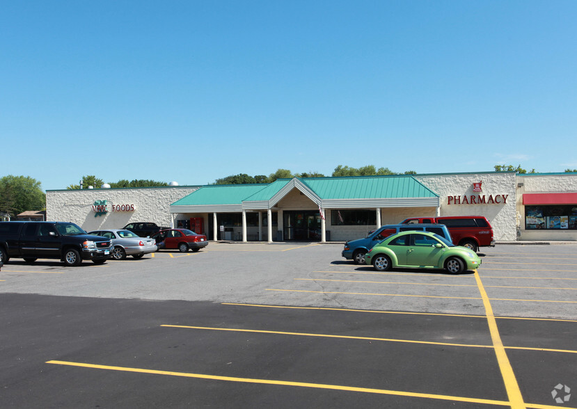 1500 Howard Ave, Maple Plain, MN for lease - Primary Photo - Image 1 of 3