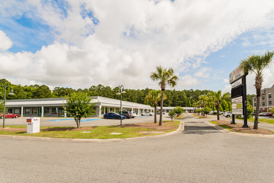 740 E General Stewart Way, Hinesville, GA for lease - Building Photo - Image 1 of 22