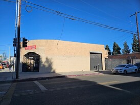 2720 S Hill St, Los Angeles CA - Warehouse