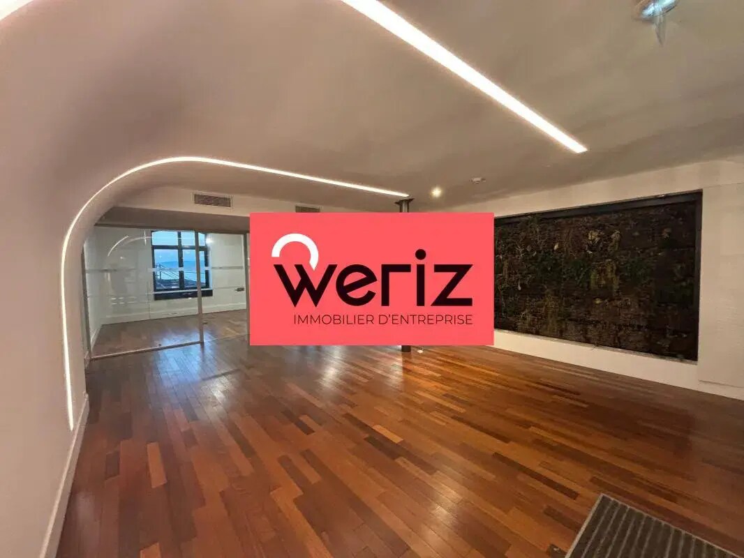 Place De La Joliette, Marseille for lease Interior Photo- Image 1 of 6