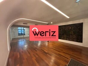 Place De La Joliette, Marseille for lease Interior Photo- Image 1 of 6