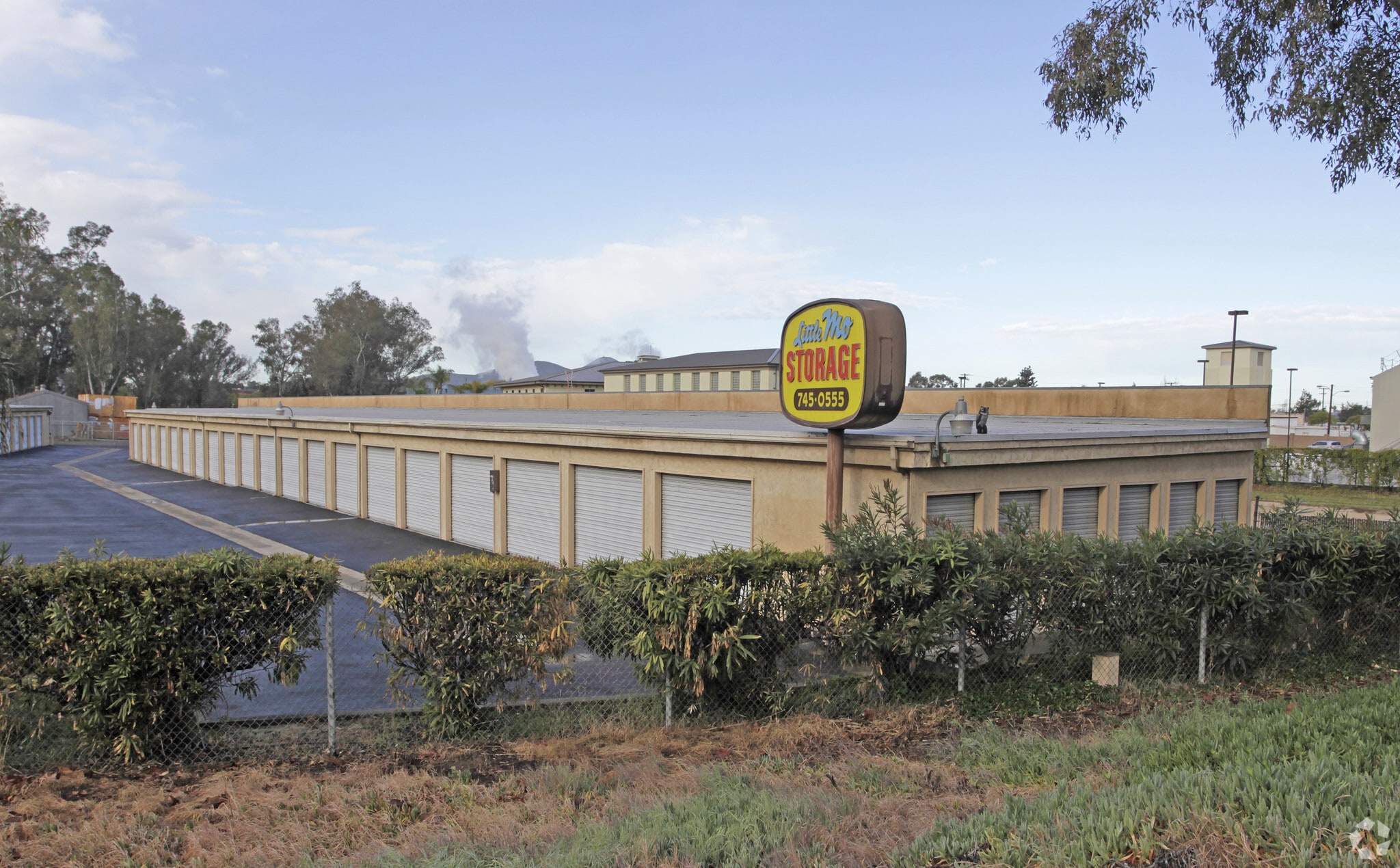 520 W Valley Pky, Escondido, CA 92025 SelfStorage