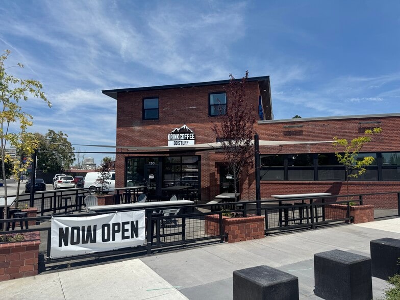 960 S Virginia St, Reno, NV for sale - Building Photo - Image 2 of 21