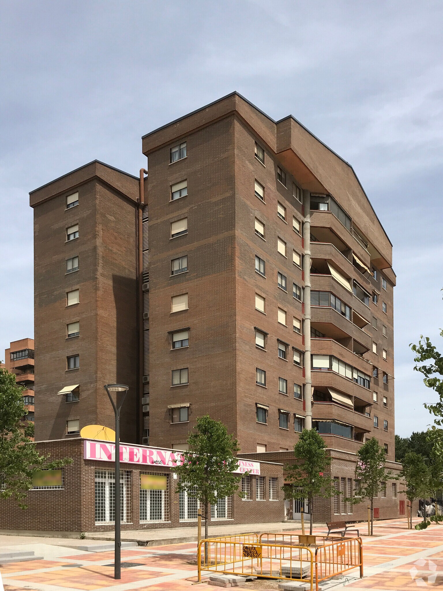 Multifamily in Tres Cantos, Madrid for sale Primary Photo- Image 1 of 1