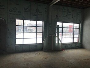 1102 S Washington Ave, Lansing, MI for sale Interior Photo- Image 2 of 8