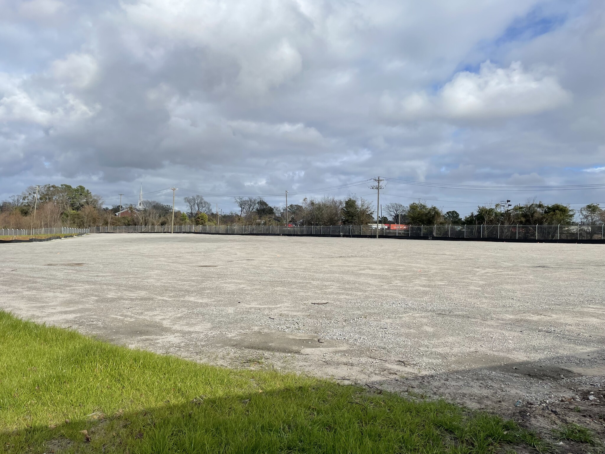 4200 Piggly Wiggly Dr, North Charleston, SC for lease Building Photo- Image 1 of 2