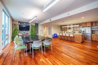 601 W Rosemary St, Chapel Hill, NC for lease Interior Photo- Image 1 of 5