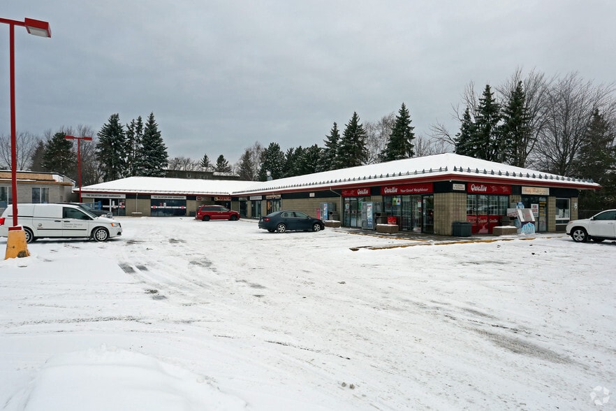 2201 Jockvale Rd, Nepean, ON for sale - Building Photo - Image 1 of 1