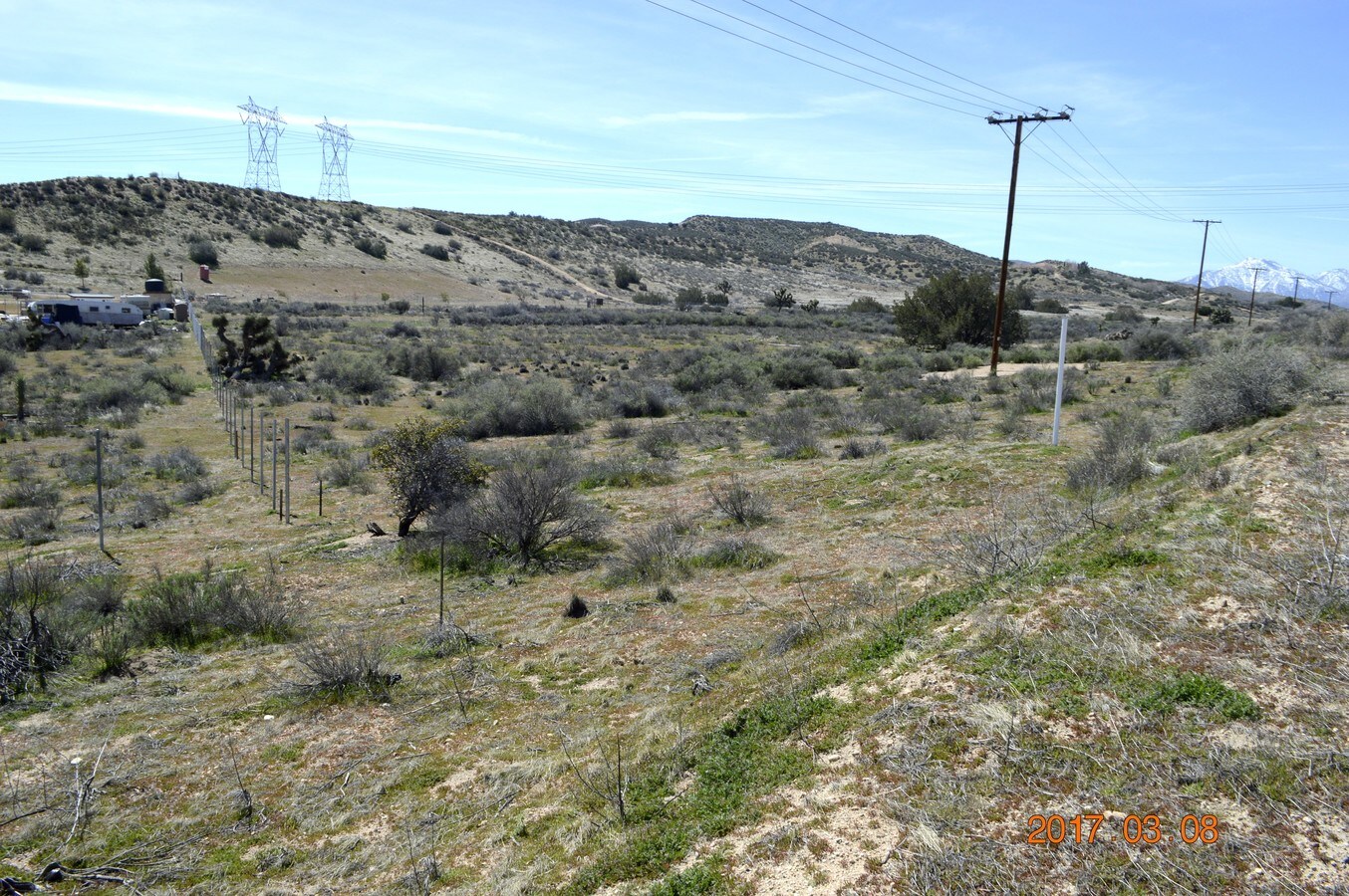 14078 Summit Valley Rd, Hesperia, CA 92345