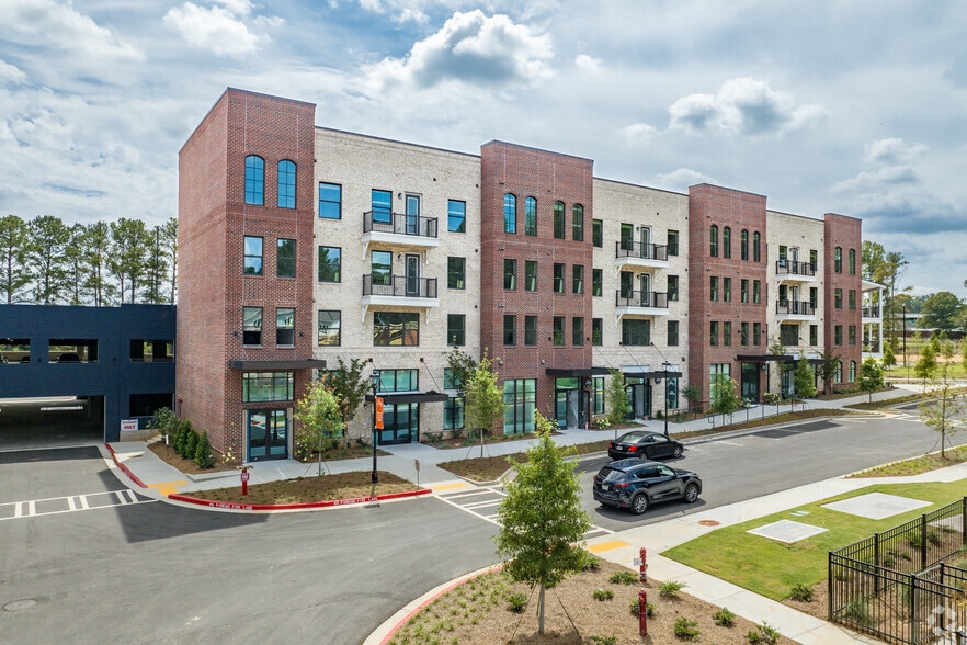 2652 S Main St, Kennesaw, GA for lease - Building Photo - Image 2 of 68