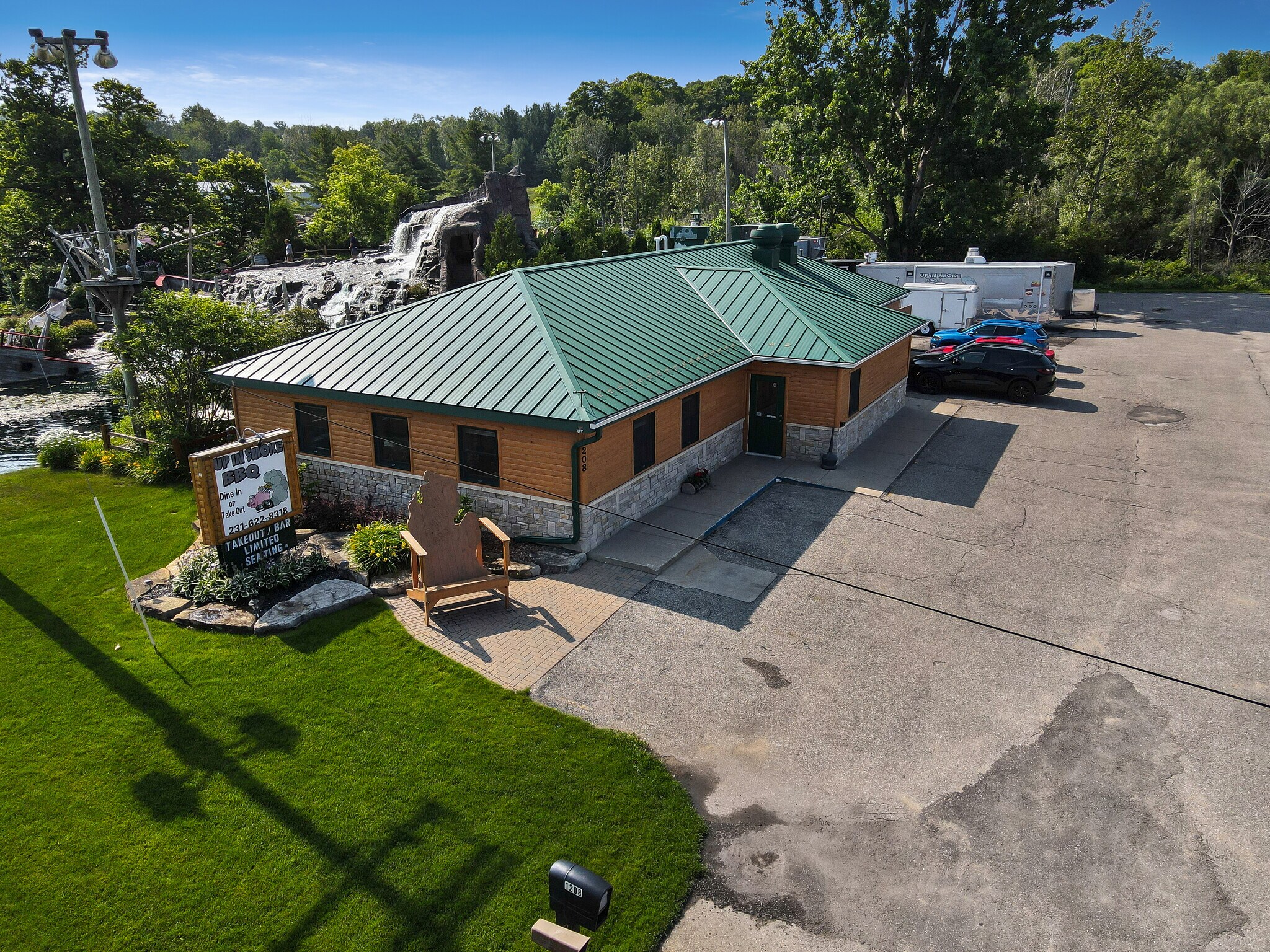 1208 N Us Highway 31, Petoskey, MI for sale Building Photo- Image 1 of 1