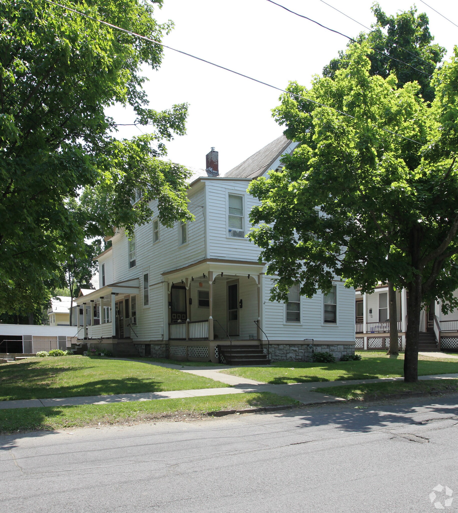 10 Grove Ave, Glens Falls, NY for sale Primary Photo- Image 1 of 1