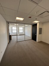 20 N Wacker Dr, Chicago, IL for lease Building Photo- Image 2 of 2