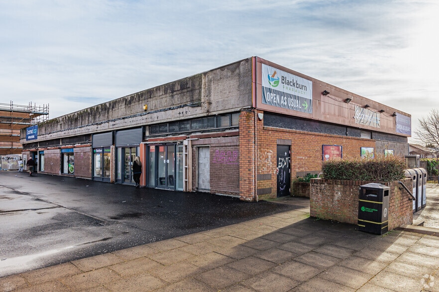Sycamore Walk, Bathgate for lease - Primary Photo - Image 1 of 3