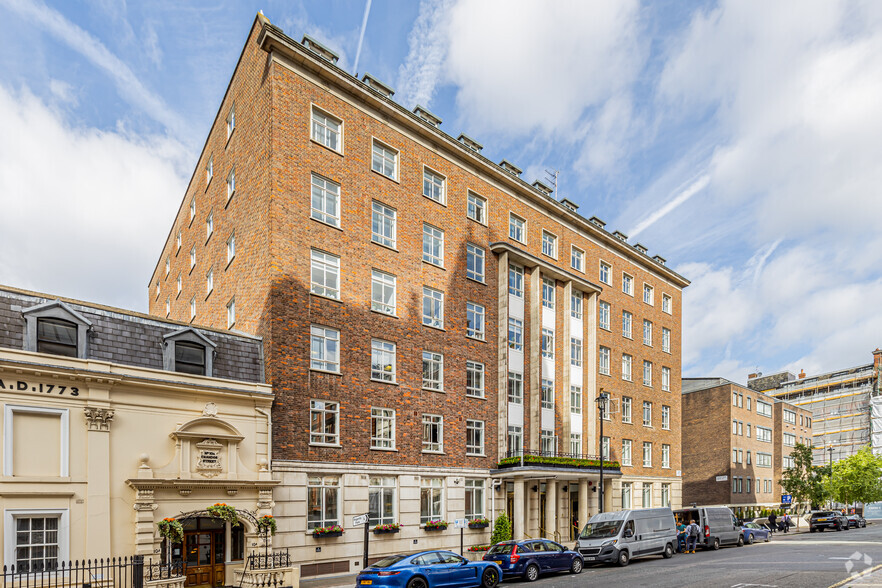 7-10 Chandos St, London for lease - Primary Photo - Image 1 of 9