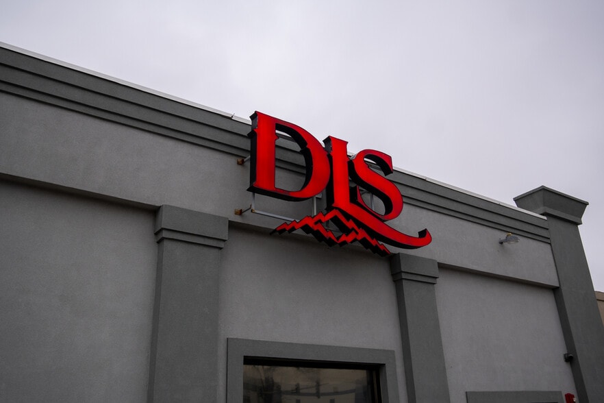 3416 W North Ave Stone Park IL 60165 DLS Studios LoopNet