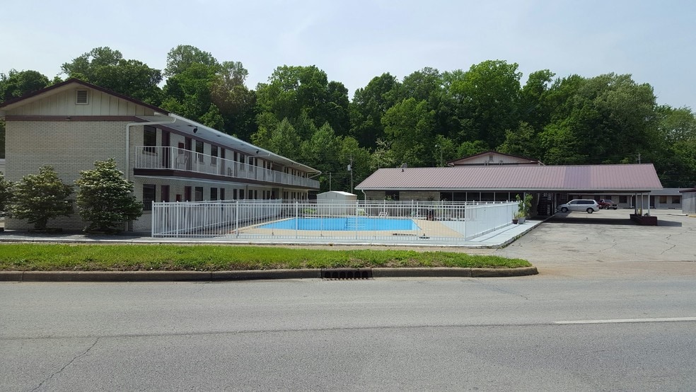 17 IN-66, Tell City, IN for sale - Primary Photo - Image 1 of 1