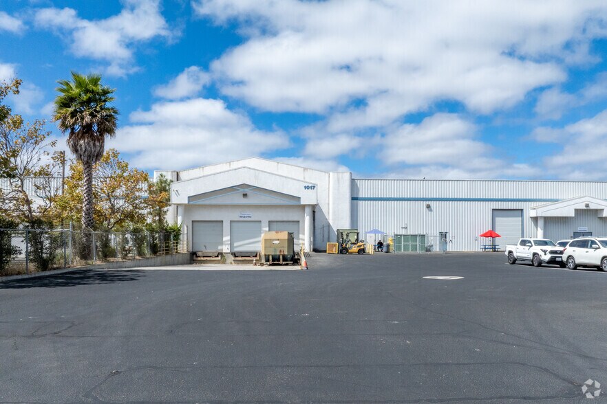 1017 W Central Ave, Lompoc, CA for sale - Primary Photo - Image 1 of 1